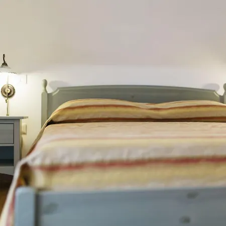 Del Casalnuovo 4* מטרה