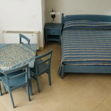 Del Casalnuovo Ξενοδοχείο με διαμερίσματα 4*