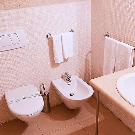 Del Casalnuovo 4* Ματέρα