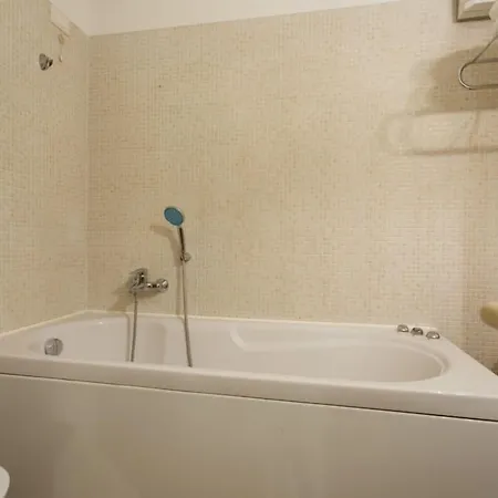 Del Casalnuovo 4* Ματέρα