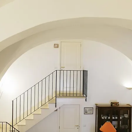 Del Casalnuovo מלון דירות