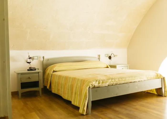 Del Casalnuovo 4* מטרה