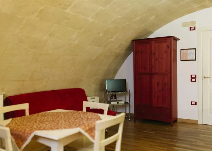 Del Casalnuovo Aparthotel 4*