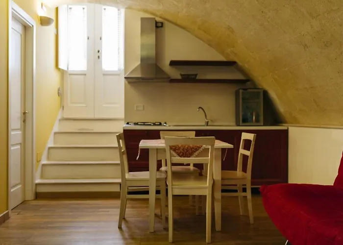 Del Casalnuovo 4* מטרה