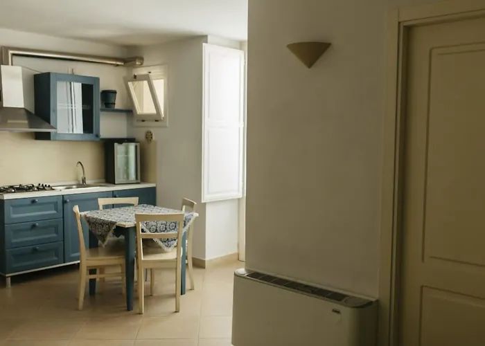 Del Casalnuovo Aparthotel 4*