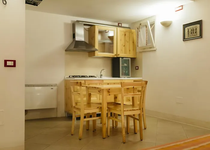 Del Casalnuovo מלון דירות מטרה